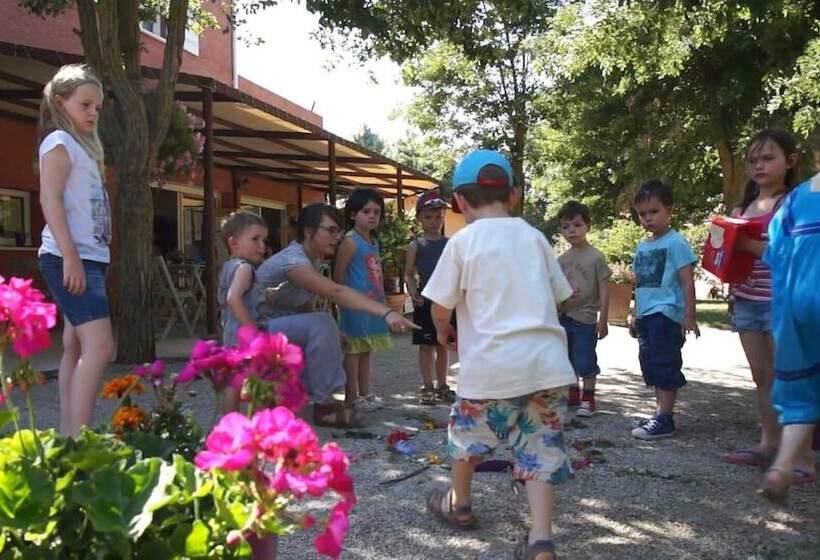 אתר נופש Le Hameau Des Genets