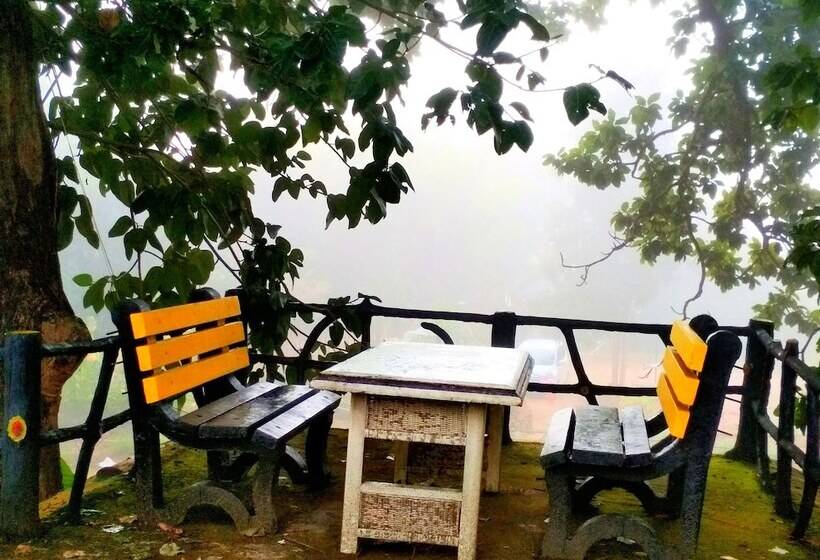 Royal Bamhni Holiday Resort