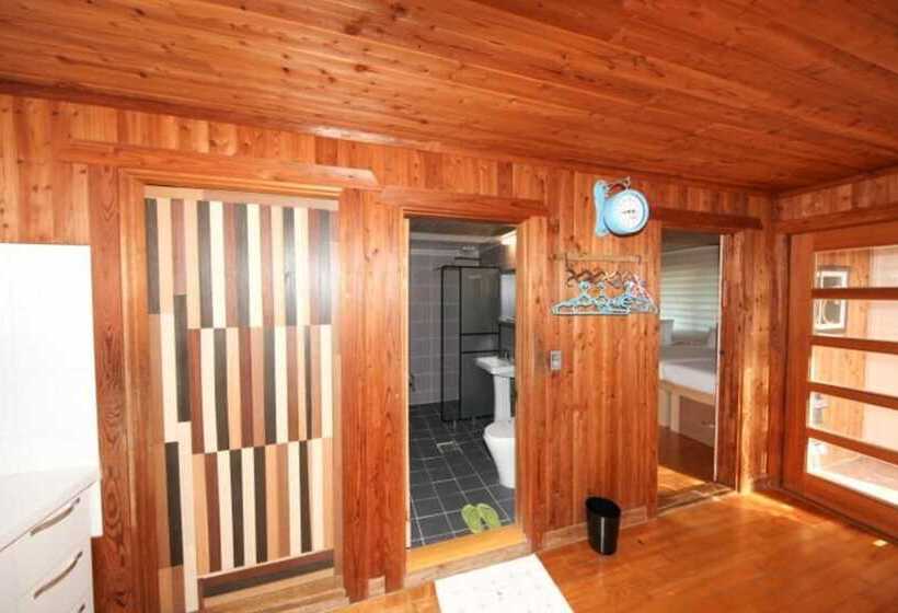 Seokmodo Park Jung Ah Pension