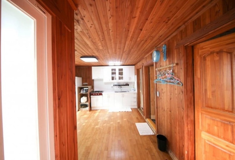 Seokmodo Park Jung Ah Pension