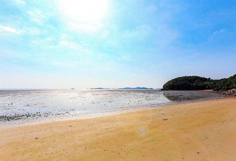 Seokmodo Park Jung Ah Pension