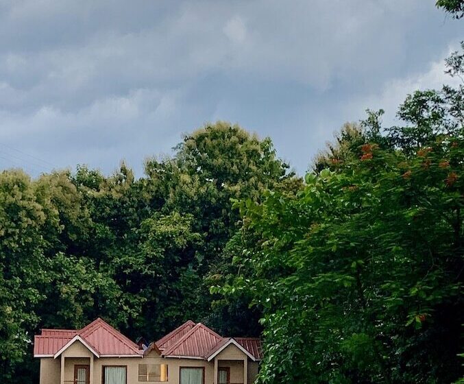 The Greenwood Resort, Guwahati