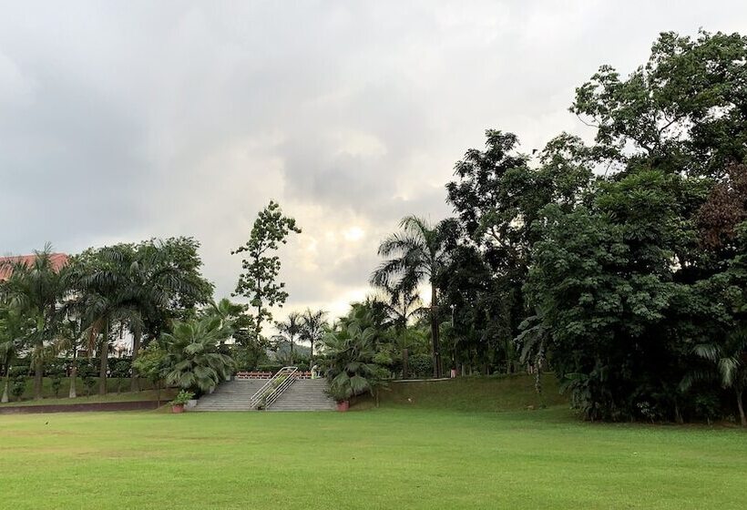 The Greenwood Resort, Guwahati
