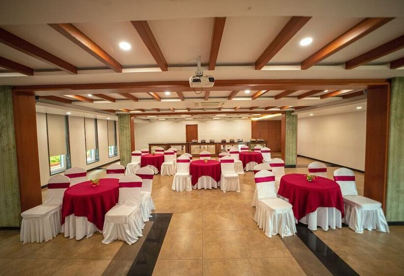 The Ocean Pearl Resort And Spa