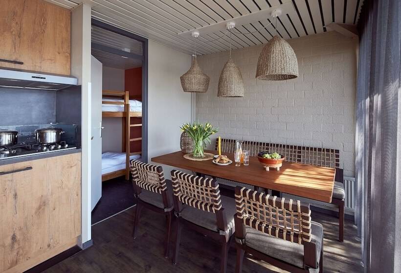 Lake Resort Beekse Bergen