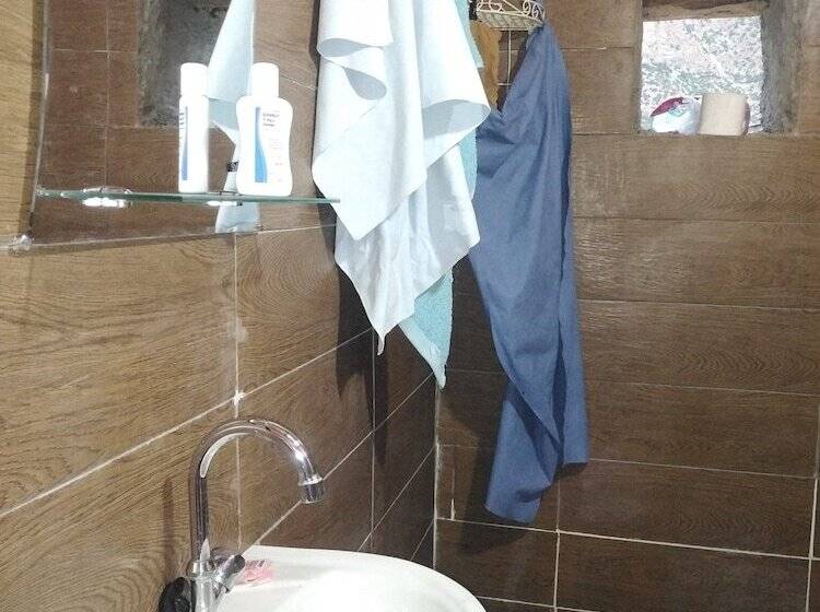 پانسیون Gîte Grimpeur Taghia   Adults Only