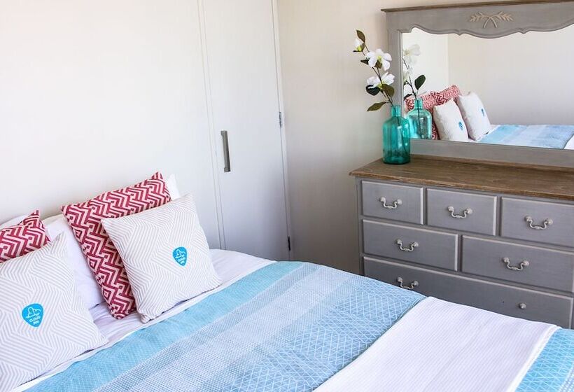 Quadrant 2 Bdr With Seaview & Parking