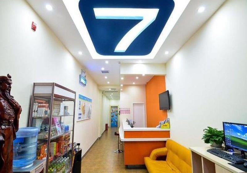 Otel 7 Days Inn Kaifeng Daliang Men Branch