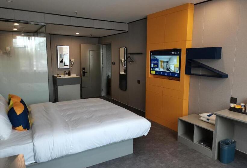 هتل 7days Inn 261 Shijiazhuang Zhonghua Street New Railway Station