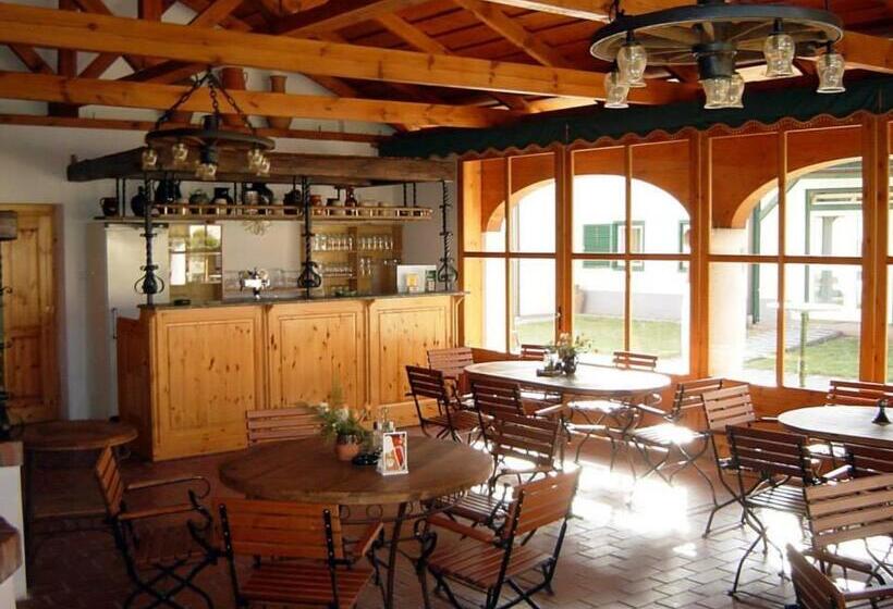 فندق صغير Ginti Panzió, őrség