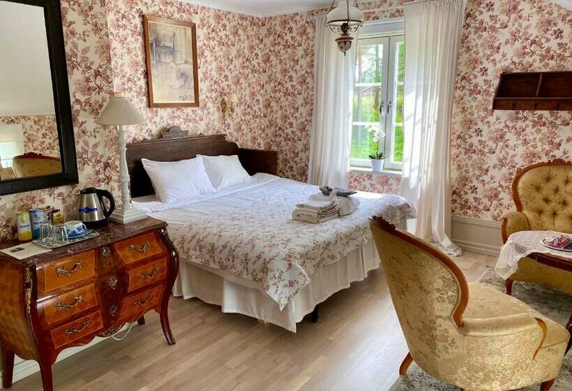 مبيت وإفطار Villa Fryksta