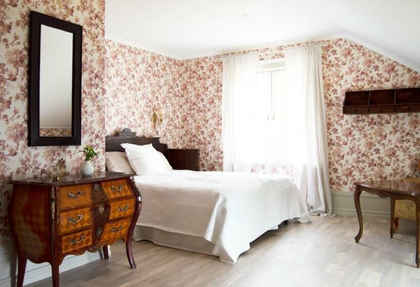 مبيت وإفطار Villa Fryksta