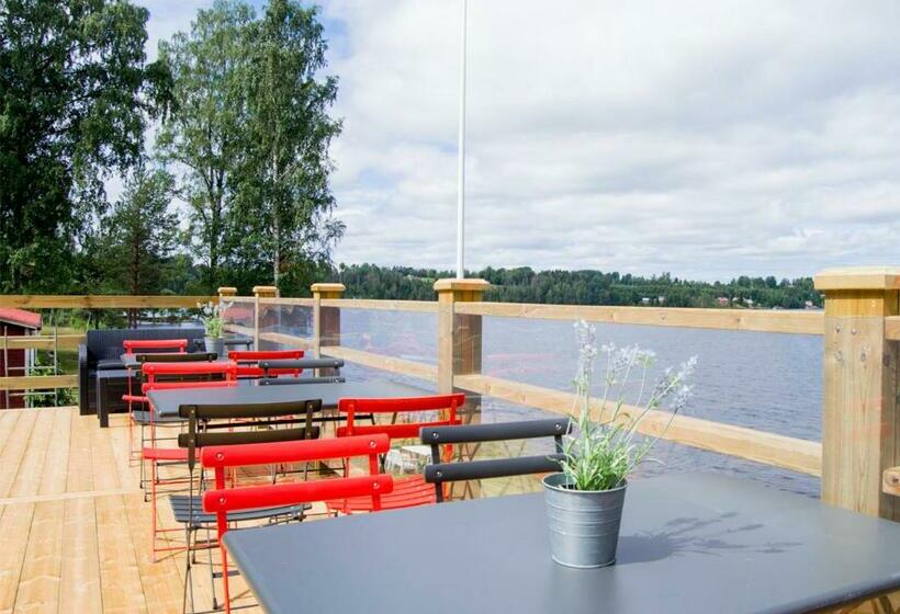 مبيت وإفطار Villa Fryksta