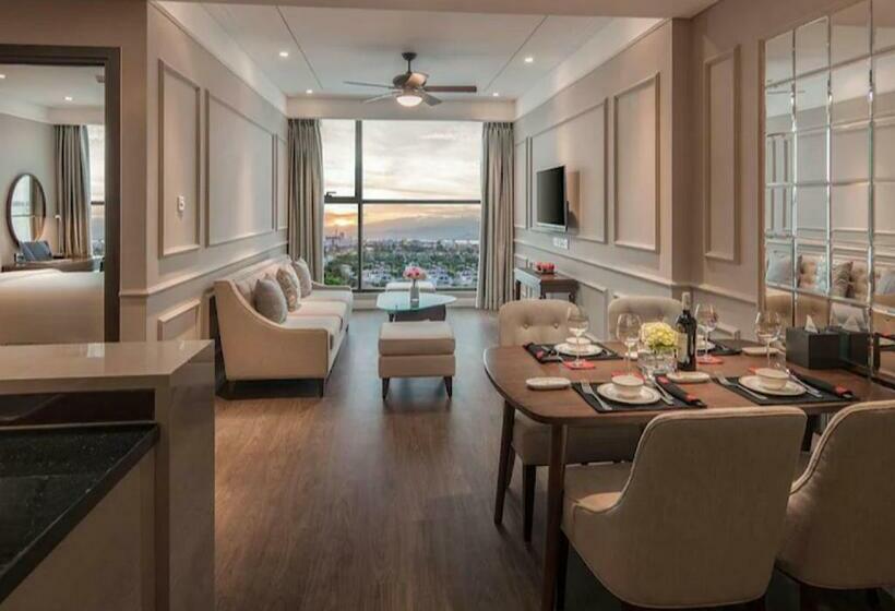 هتل Luxury Apartment In Sheraton Building With Ocean View