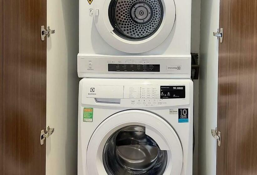 هتل Luxury Apartment In Sheraton Building With Ocean View