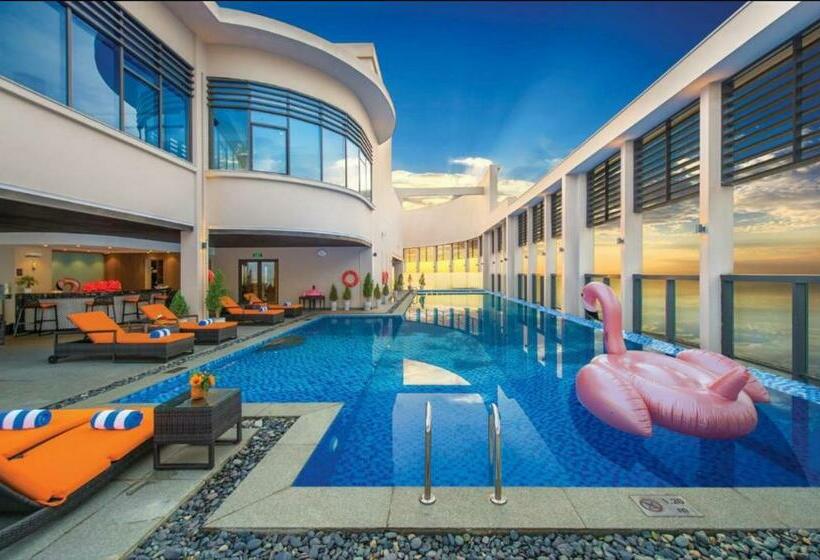 هتل Luxury Apartment In Sheraton Building With Ocean View