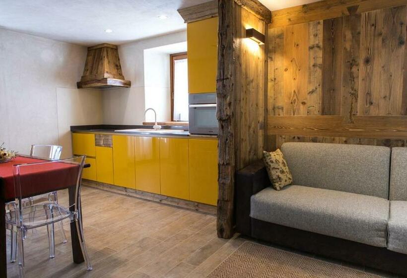 فندق Maison Lo Triolet