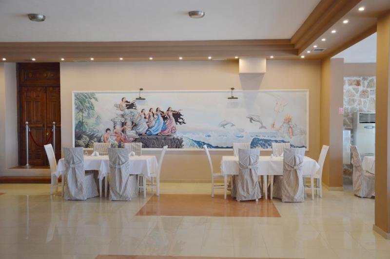 Alia Palace Hotel   Adults Only 16+