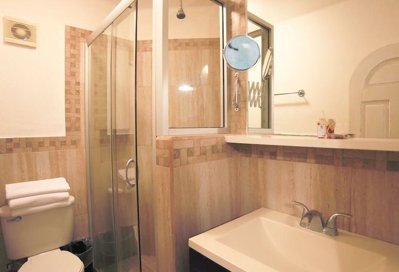 Alma y Mar Hotel & Suites