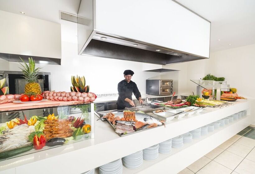 Aparthotel Costa Encantada