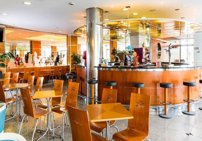 Aparthotel Costa Encantada