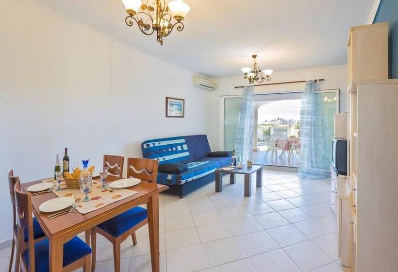 Apartamento La Giralda