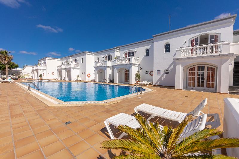 Apartamentos Corona Mar