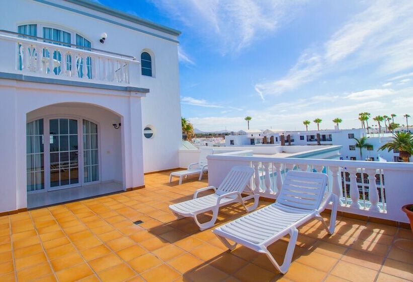 Apartamentos Corona Mar