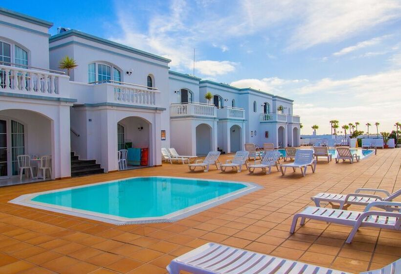 Apartamentos Corona Mar