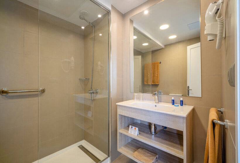 Apartamentos Galeon Playa