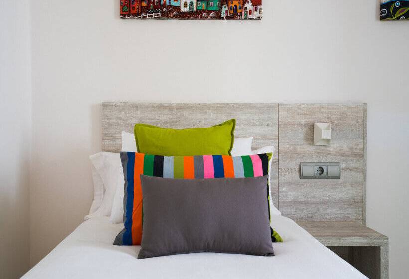 Apartamentos Galeon Playa