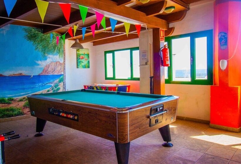 Apartamentos La Peñita