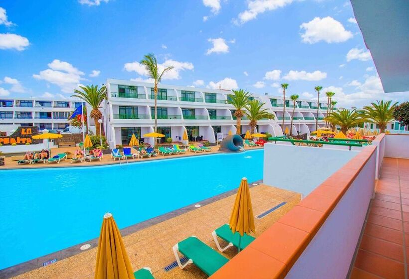 Apartamentos La Peñita