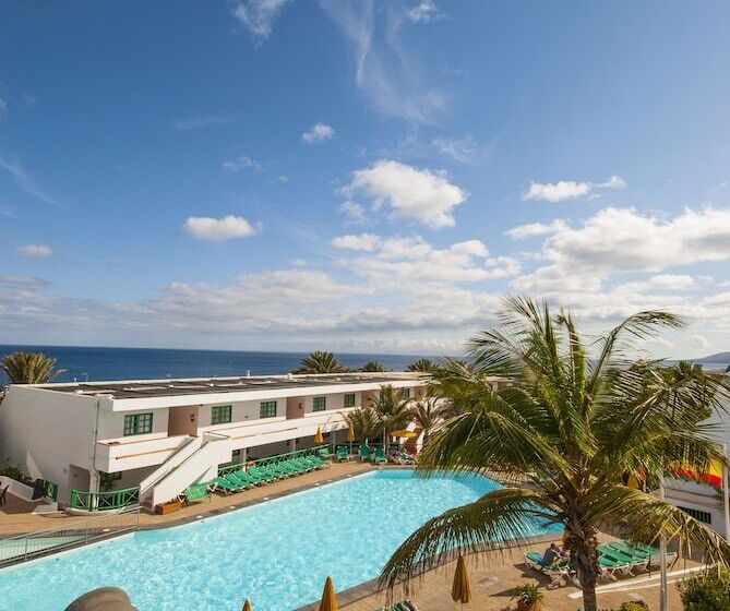 Apartamentos La Peñita