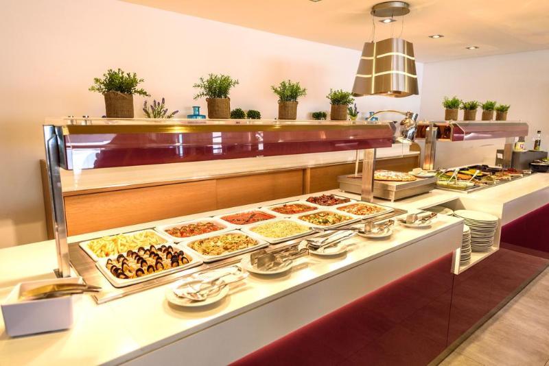 Bahia Suites Camp De Mar