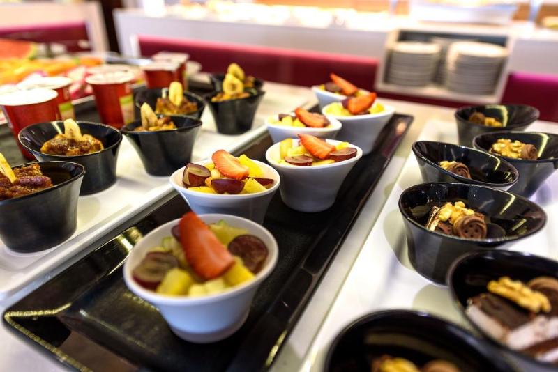 Bahia Suites Camp De Mar