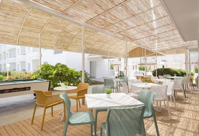 Cabot Hobby Club Apartments