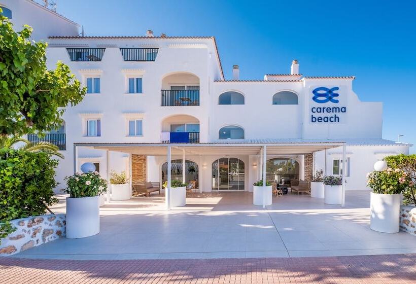 Fergus Style Carema Beach