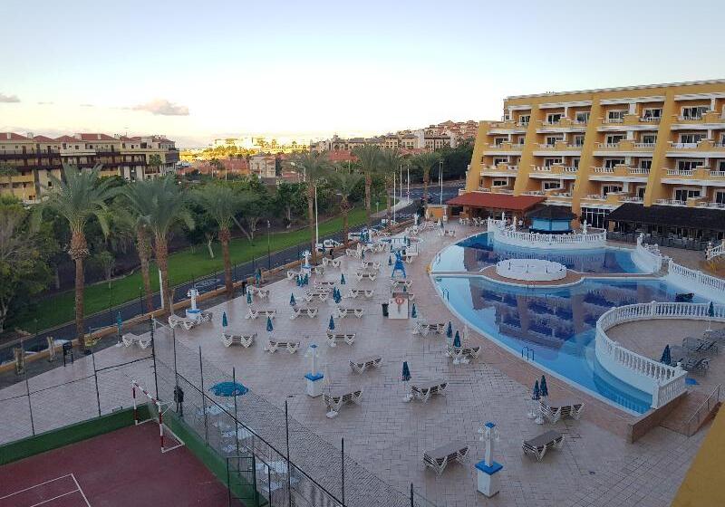 Chatur Playa Real Resort