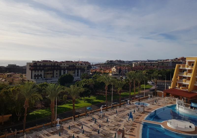 Chatur Playa Real Resort