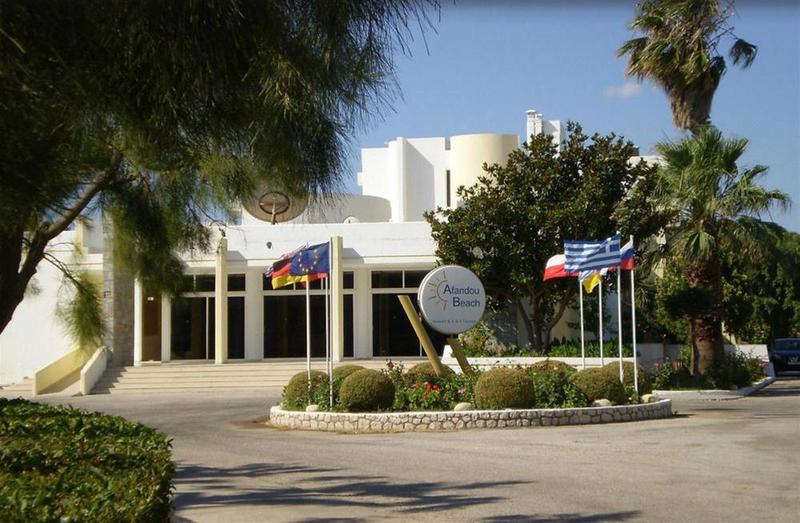 בית מלון כפרי Afandou Beach Resort