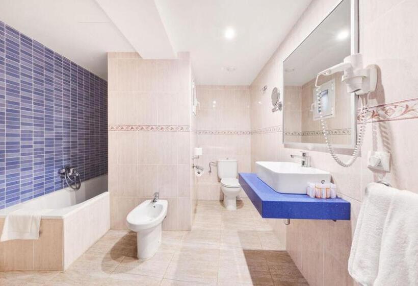 هتل Agua Beach  Adults Only