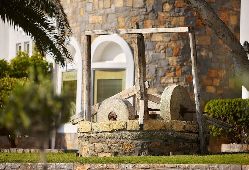 Alexander Beach Hotel & Village Resort