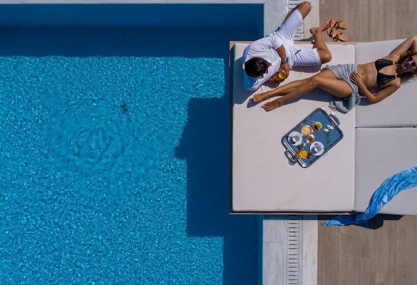 Alexander Beach Hotel & Village Resort