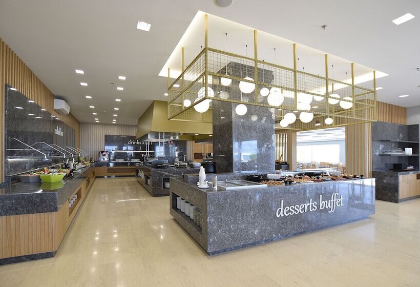 בית מלון כפרי Astir Beach