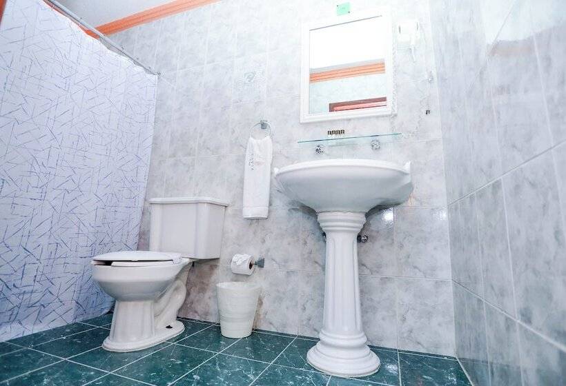 בית מלון כפרי Avenida Cancun