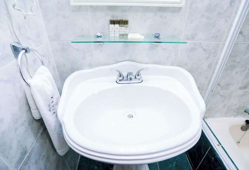 בית מלון כפרי Avenida Cancun