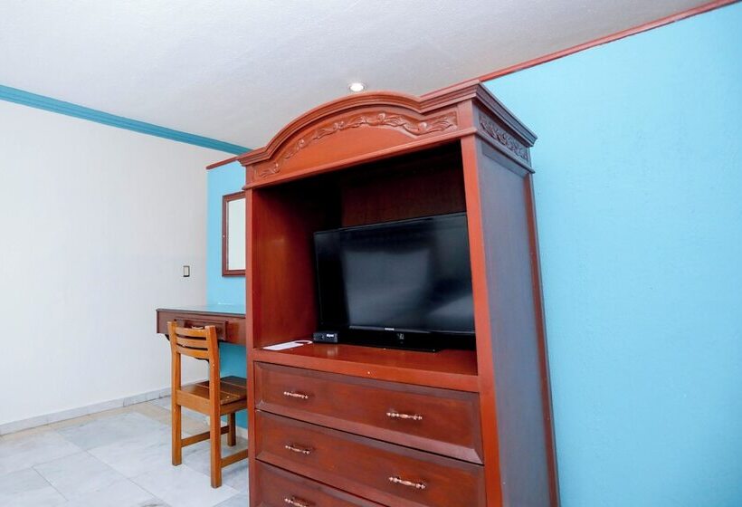 בית מלון כפרי Avenida Cancun