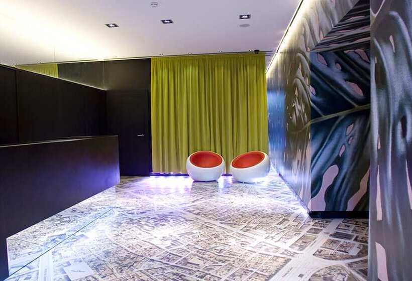 Отель Barcelona House