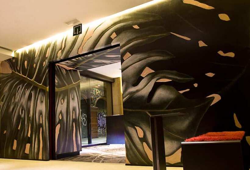 Отель Barcelona House